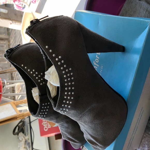 Booties - Picture 1 of 3